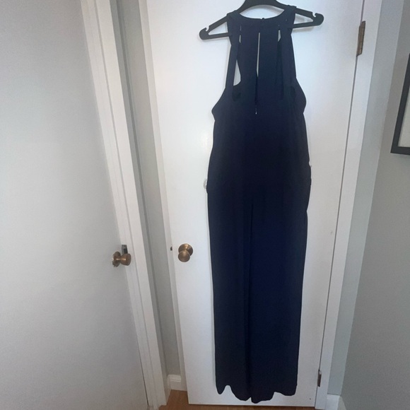 BCBG MAXARIA Calhoun Woman’s navy blue Haltertop Jumpsuit.Size Medium. NWT - Picture 9 of 16
